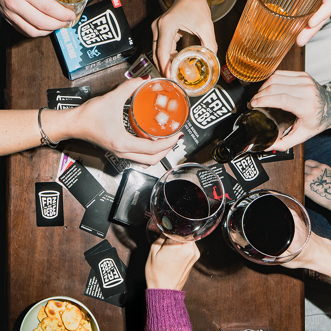 Jogo Faz ou Bebe Original - O jogo de bebida nº1 do Brasil